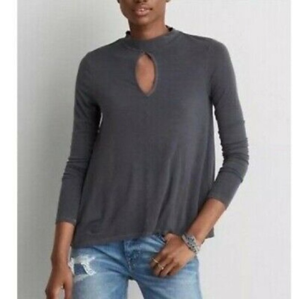 BLUE American Eagle Keyhole turtleneck sweater